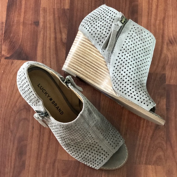 Lucky Brand Shoes - Lucky Brand Jabilo Suede Booties